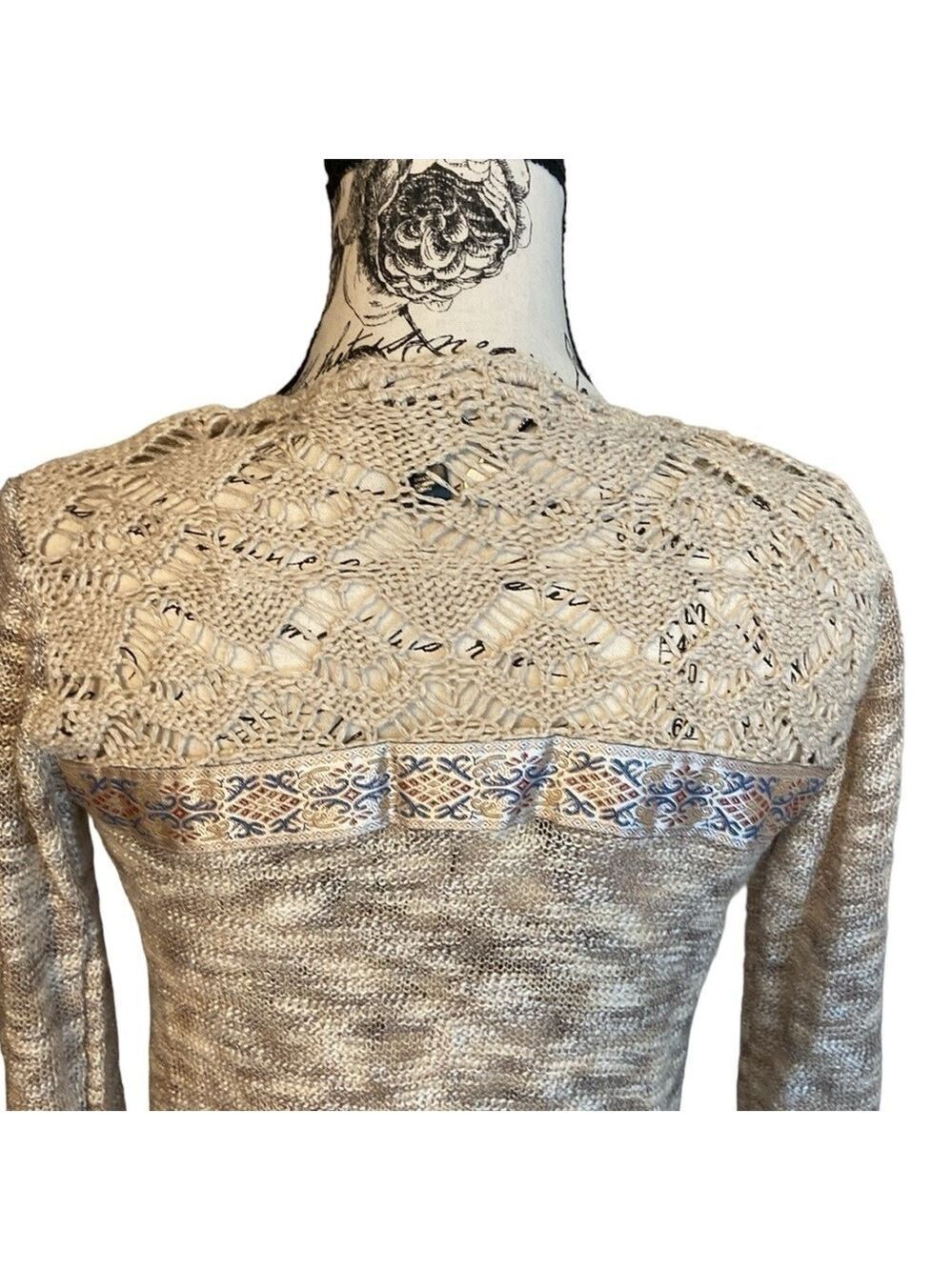 BKE Boutique Cardigan Crochet Ribbon Trim Varigated Tan & Cream Size XS - Picture 7 of 7